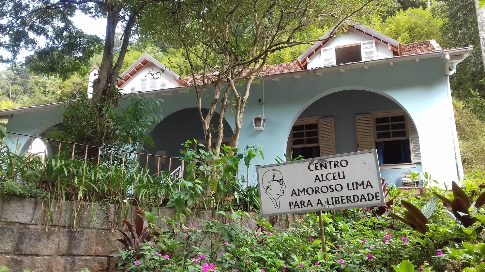 Centro Alceu Amoroso Lima para a Liberdade/CAALL terá palestra sobre os 70 anos da morte de Getúlio Vargas