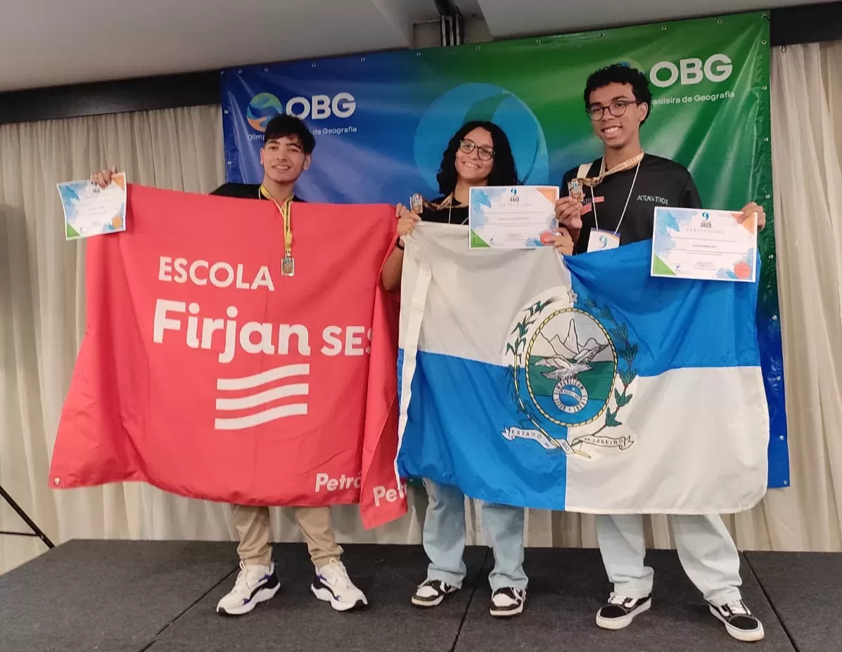 Alunos da Escola Firjan SESI Petrópolis levam ouro e bronze em Olímpiada